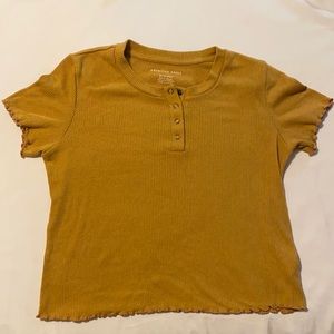 American Eagle mustard waffle top